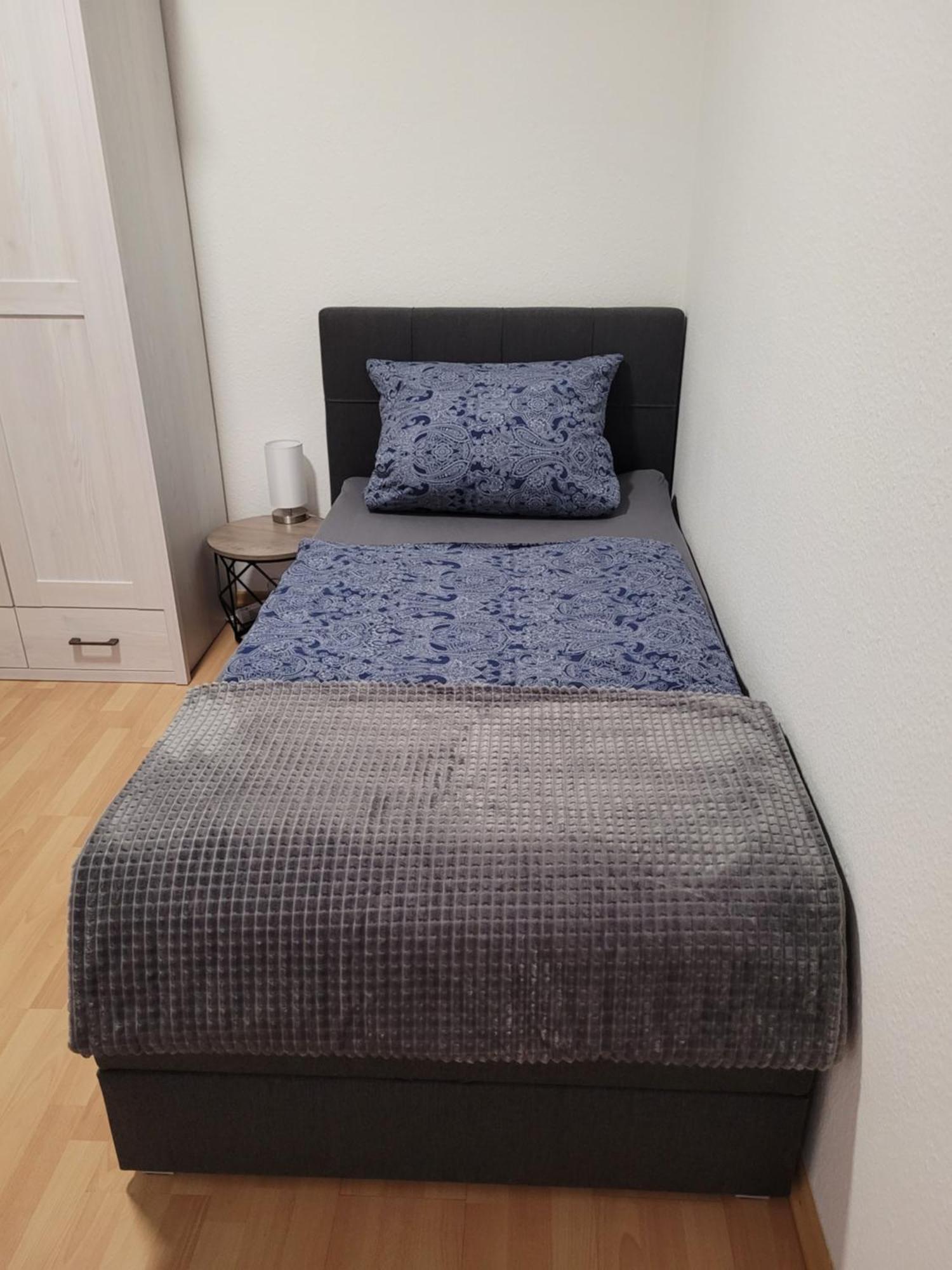 Wohnung In Oberhausen: Zentral & Ruhig, Eigener Eingang Oberhausen  Kültér fotó